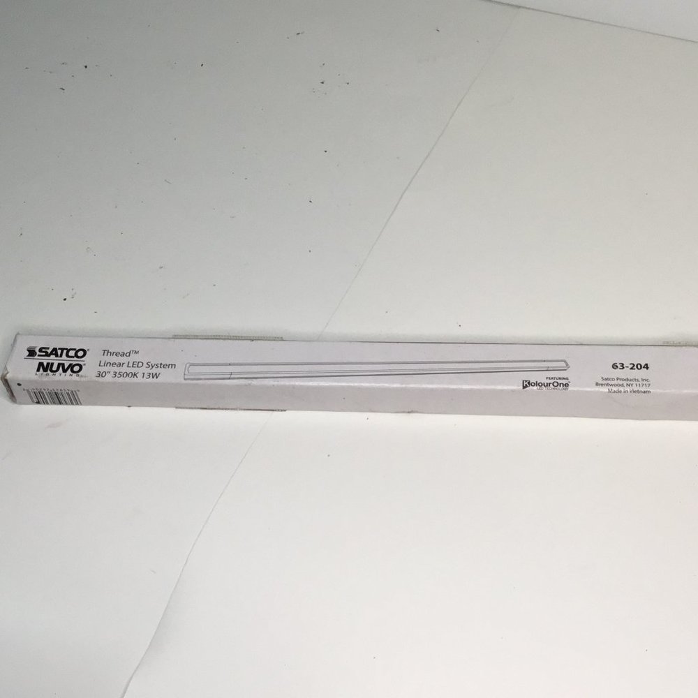 Satco Nuvo Thread Undercabinet LED Lighting 30" White NIB